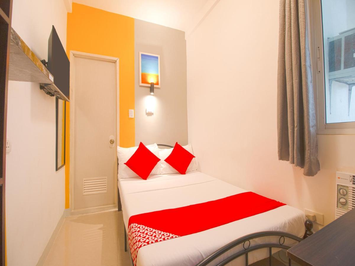 Hometel Barrio House Mactan Lapu-Lapu City Buitenkant foto