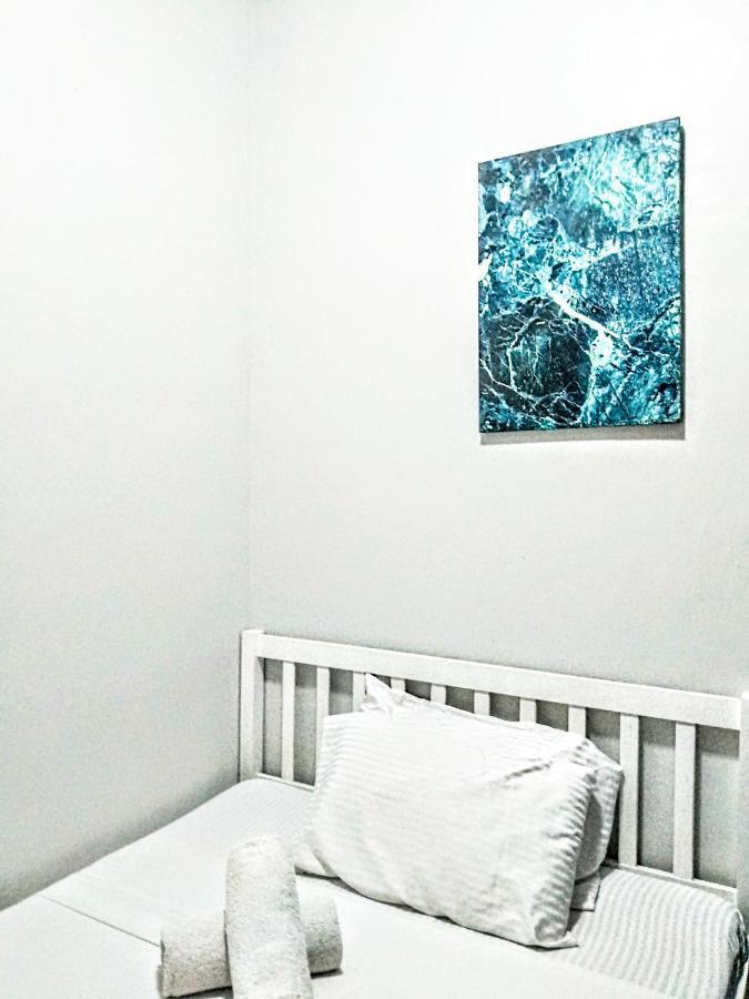 Hometel Barrio House Mactan Lapu-Lapu City Buitenkant foto