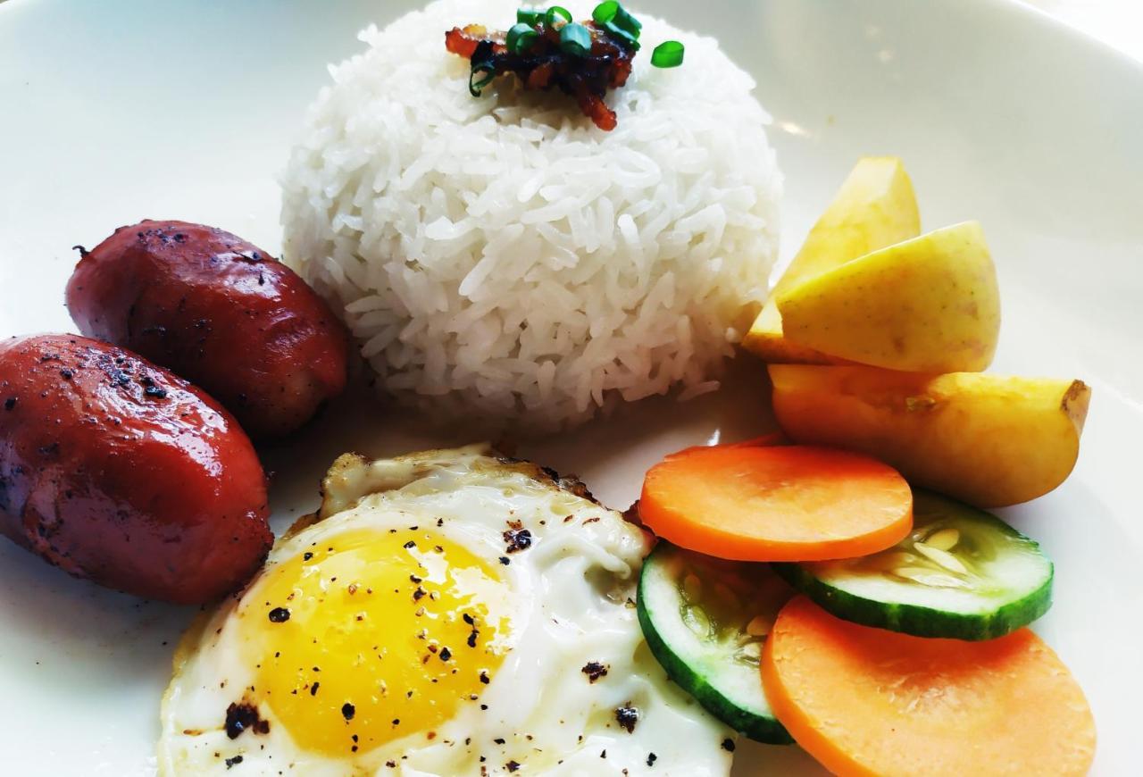 Hometel Barrio House Mactan Lapu-Lapu City Buitenkant foto