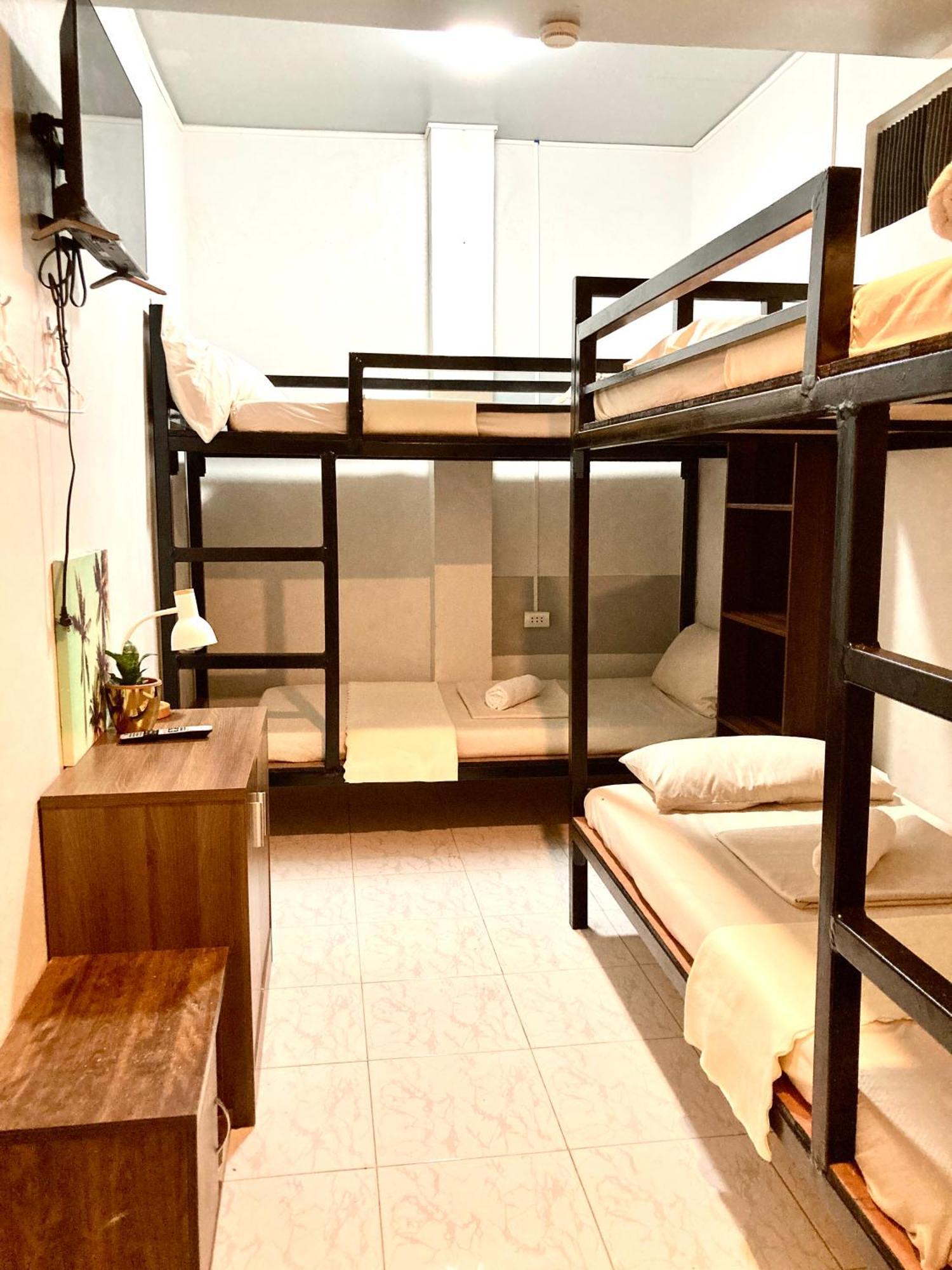 Hometel Barrio House Mactan Lapu-Lapu City Buitenkant foto