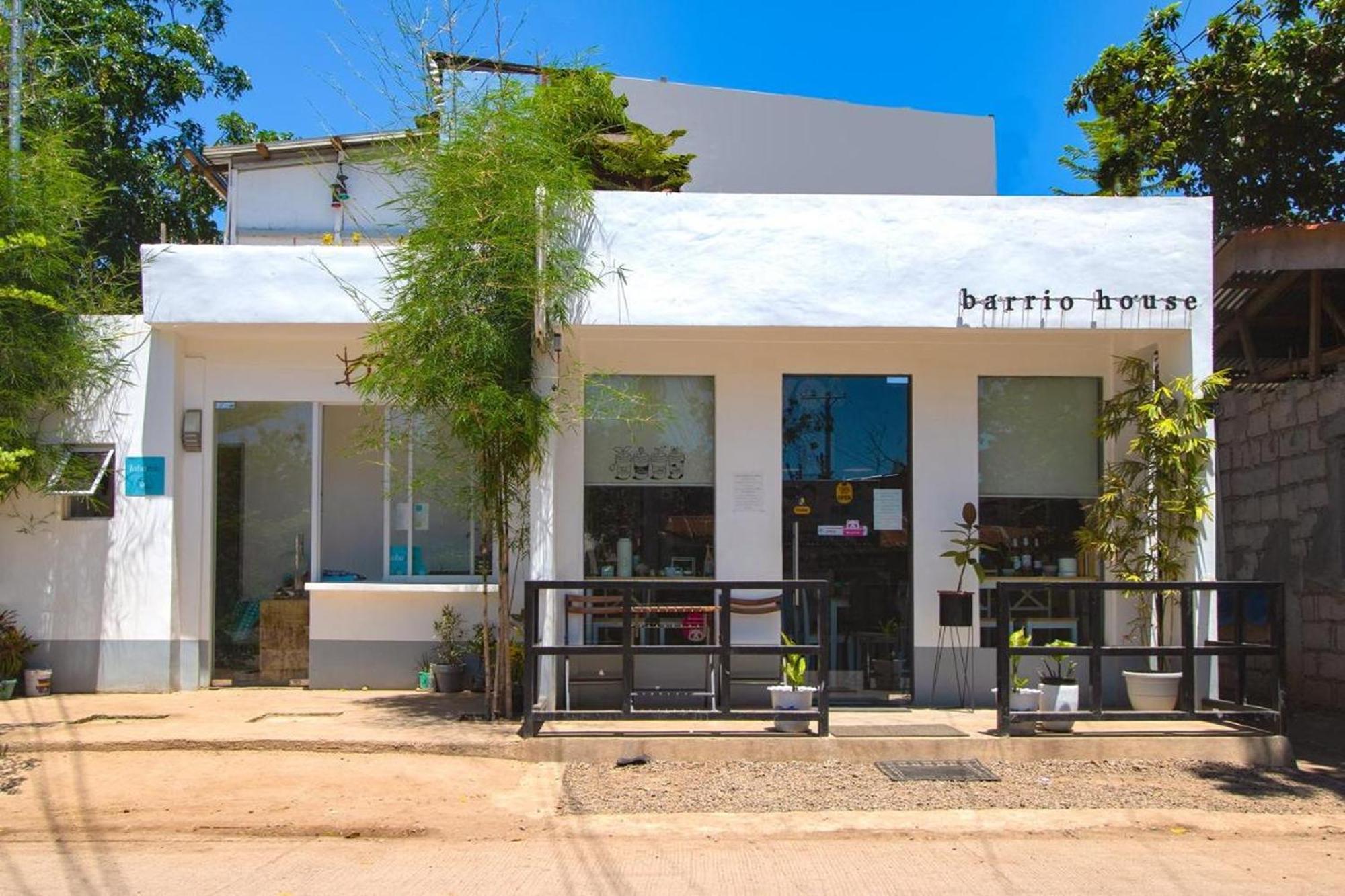 Hometel Barrio House Mactan Lapu-Lapu City Buitenkant foto
