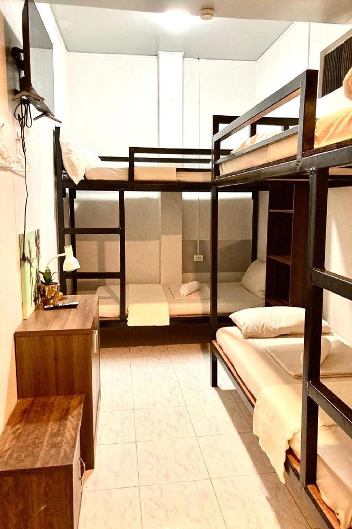 Hometel Barrio House Mactan Lapu-Lapu City Buitenkant foto